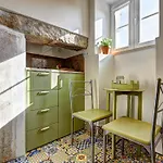 Διαμέρισμα Alfama Cozy By Get Your *