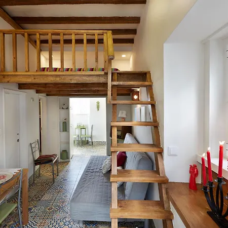 Apartment Alfama Cozy By Get Your