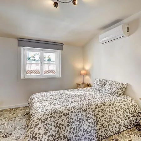 Alfama Cozy By Get Your Lisbona